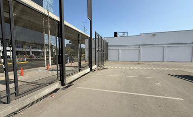 Alquilo local comerical frente a Patio Panorama-La Molina