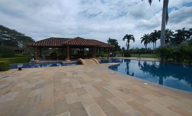 CASA CAMPESTRE EN VENTA EN ROZO