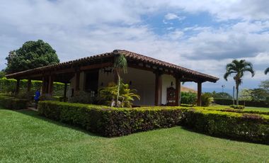 CASA CAMPESTRE EN VENTA EN ROZO