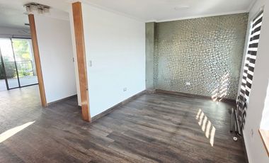 Venta Amplia Casa 3d/3b, Ciudad De Los Valles Pudahuel