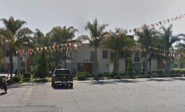 Sk16 - Casa En Remate Bancario En Av. Concepción, Santa Rosa, Villas De San Martin, Tlajomulco, Jalisco (no Créditos Infonavit E Hipotecarios)
