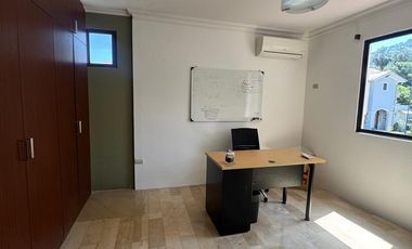 En alquiler casa de 3 dormitorios en urb.Terranostra.(JP)