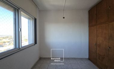 VENTA | Depto 4 Dormitorios + Cochera con Vista al Río | Cochabamba 45