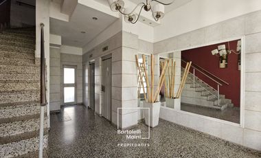 VENTA | Depto 4 Dormitorios + Cochera con Vista al Río | Cochabamba 45