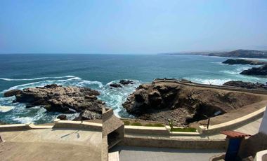 VENTA CASA MALECÓN PUERTO FIEL