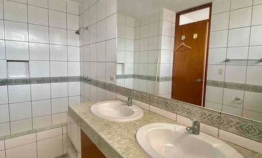 VENTA CASA MALECÓN PUERTO FIEL