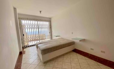 VENTA CASA MALECÓN PUERTO FIEL