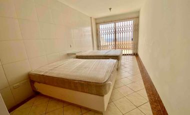 VENTA CASA MALECÓN PUERTO FIEL