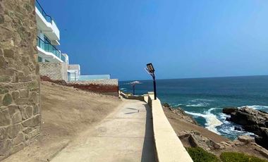 VENTA CASA MALECÓN PUERTO FIEL