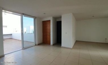 Rento duplex 1 piso en el mirador 2 recamaras 3 baños 2 cocheras