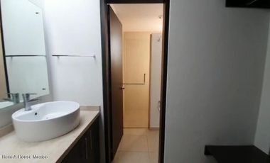 Rento duplex 1 piso en el mirador 2 recamaras 3 baños 2 cocheras