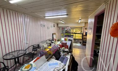 SE VENDE LOCAL COMERCIAL EN AVENIDA PRINCIPAL