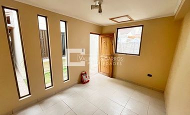 CASA EN ARRIENDO