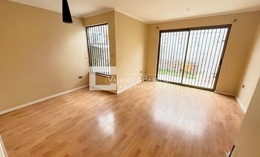 CASA EN ARRIENDO
