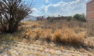 Venta Terreno Semi Plano Bosques de Las Lomas, Queretaro