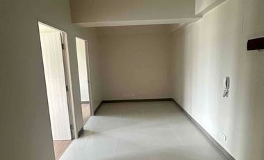For assume balance 2 bedroom condo in manila