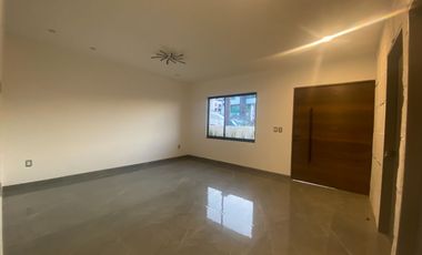 Venta casa Cumbres del Cimatario, Queretaro, 4ª/recamara en Planta baja.