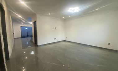 Venta casa Cumbres del Cimatario, Queretaro, 4ª/recamara en Planta baja.