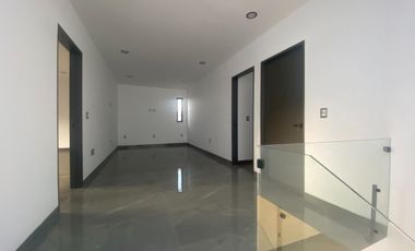 Venta casa Cumbres del Cimatario, Queretaro, 4ª/recamara en Planta baja.