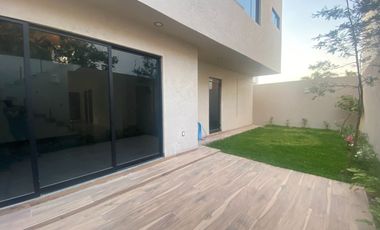 Venta casa Cumbres del Cimatario, Queretaro, 4ª/recamara en Planta baja.