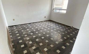 Renta oficinas céntricas. Col. Chulavista. Sobre 31 pte