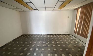 Renta oficinas céntricas. Col. Chulavista. Sobre 31 pte