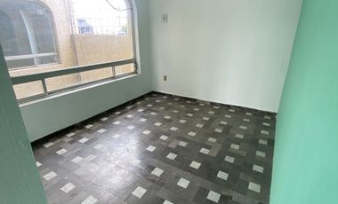 Renta oficinas céntricas. Col. Chulavista. Sobre 31 pte