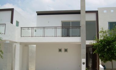 Casa en Renta en El Mayorazgo – Zona Este, Cerca de los Outlets, 3 recámaras, accesos controlados, León, Gto.