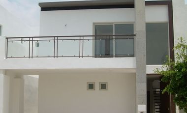 Casa en Renta en El Mayorazgo – Zona Este, Cerca de los Outlets, 3 recámaras, accesos controlados, León, Gto.
