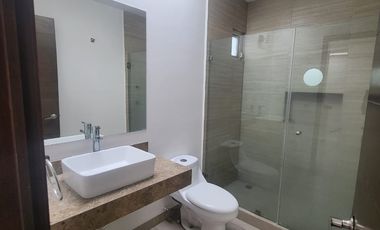 Casa en Renta en El Mayorazgo – Zona Este, Cerca de los Outlets, 3 recámaras, accesos controlados, León, Gto.