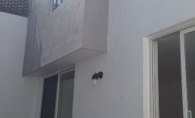 CASA EN RENTA MORELIA ALTOZANO