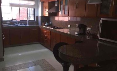 para la venta cesa de tres niveles en conjunto cerrado pinares Pereira RDA