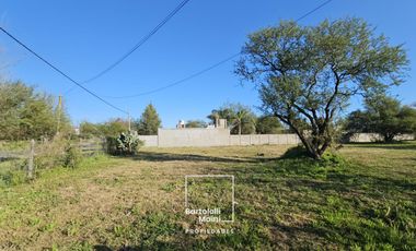 VENTA | Lote en Esquina – 1000 m² – B° Hostal del Sol | Esquina de Santa Coloma y V. Sierra, Rosario