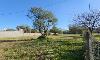 VENTA | Lote en Esquina – 1000 m² – B° Hostal del Sol | Esquina de Santa Coloma y V. Sierra, Rosario