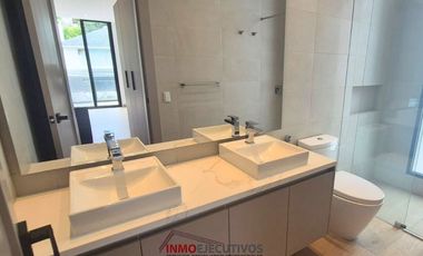 Por estrenar Penthouse de lujo en Miravalle4.