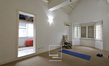 VENTA | Casa 4 Dormitorios | B° Cerrado Green Village – Juan José Paso 8745, Fisherton