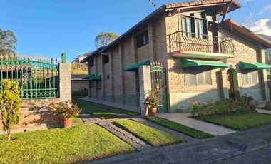 CASA EN VENTA DENTRO DE CONJUNTO IBARRA EL EJIDO DE CARANQUI