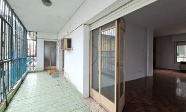 VENTA | 3 DORMITORIOS + DEPENDENCIAS DE SERVICIO | Sarmiento 958,