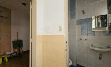 VENTA | 3 DORMITORIOS + DEPENDENCIAS DE SERVICIO | Sarmiento 958,