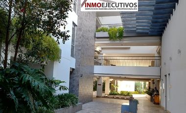 Venta Moderno Dúplex,Cumbayá. Con espectacular vista