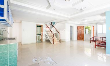 Bright Beginnings a Sunlit Home with Classic Charm