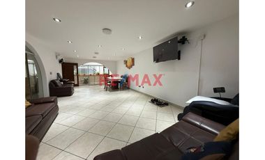 Venta De Casa En Ocasión