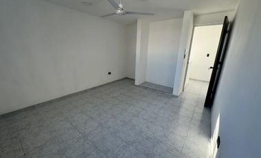 Casa Remodelada en Venta en esquina en Fco de Montejo Frente a Colegio