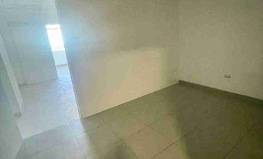 ALQUILO MODERNO CONSULTORIO EN OMNIHOSPITAL
