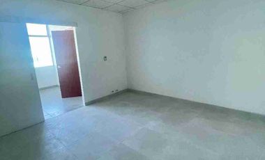 ALQUILO MODERNO CONSULTORIO EN OMNIHOSPITAL