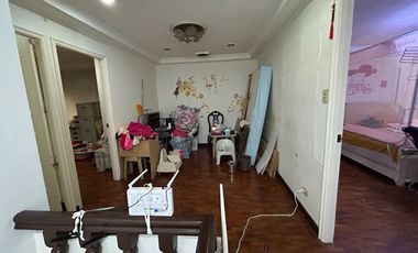 For Sale! Spacious Townhouse in a Prime Location at Sea Front Garden, Roxas Blvd, Pasay City.