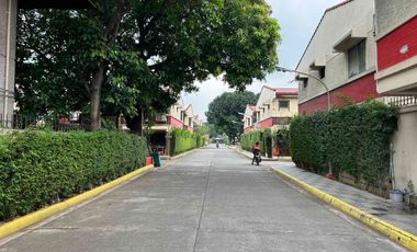 For Sale! Spacious Townhouse in a Prime Location at Sea Front Garden, Roxas Blvd, Pasay City.