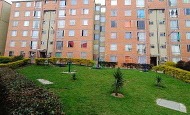Casa de 4 niveles con posibilidad de ampliación – conjunto cerrado en terreros Soacha