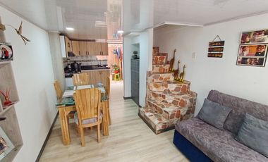 Casa de 4 niveles con posibilidad de ampliación – conjunto cerrado en terreros Soacha