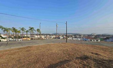 vendo terreno en urbanización el condado de vicolinci